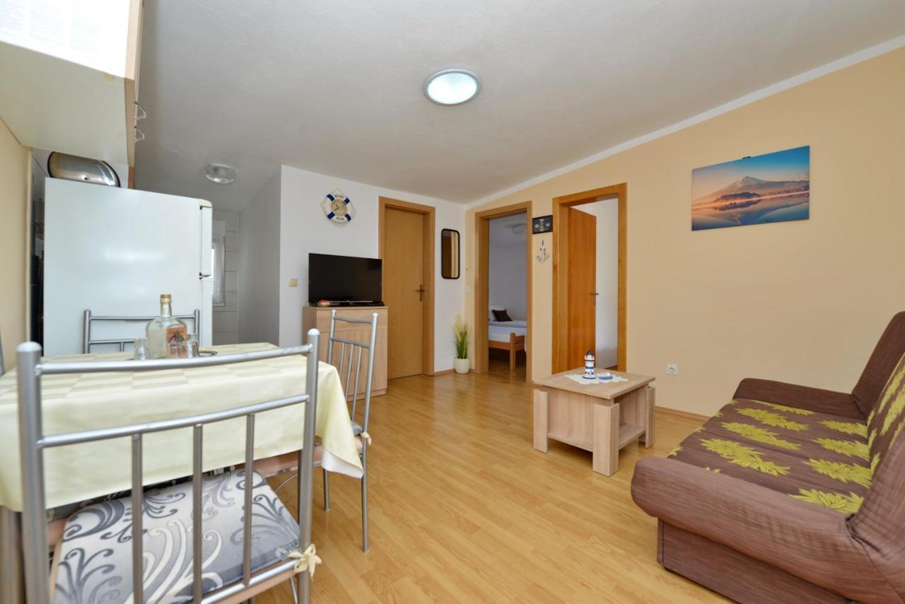 Apartment Nada Vir Buitenkant foto