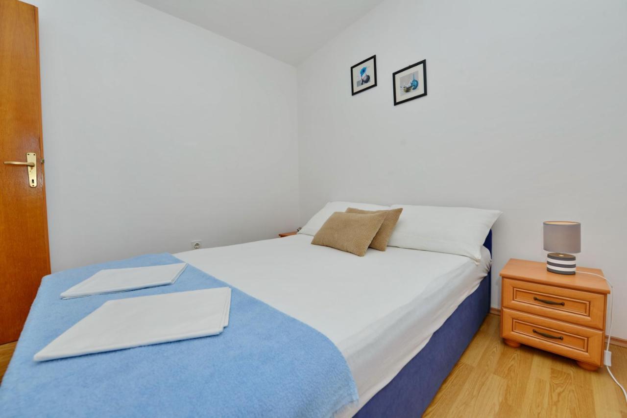 Apartment Nada Vir Buitenkant foto